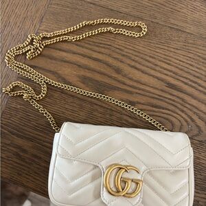 Gucci Ivory Quilted Leather Crossbody Bag